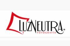 Logo para Luz Neutra Fotografía Logo para Luz Neutra Fotografía