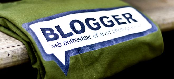 Blogger Tee by Jorge Quinteros, on Flickr - https://www.flickr.com/photos/jorgeq82/3445354287