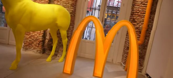 Arte y sostenibilidad de la mano en esta exposición presentada por McDonald's