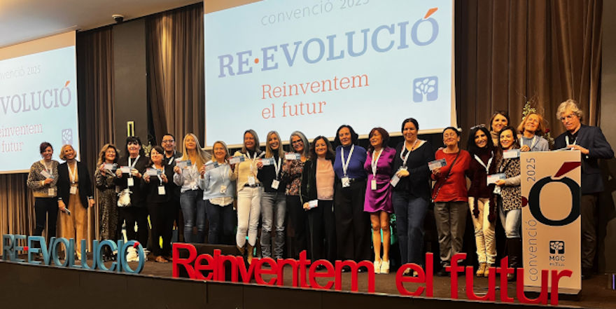 RE.EVOLUCIÓN, lema de la convención del grupo MGC