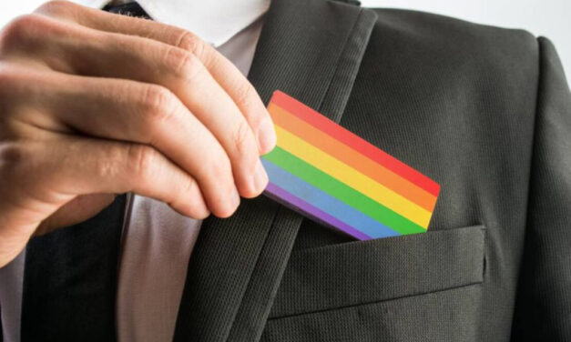 El 'Pinkwashing' en las empresas y lo que hay más allá del arcoíris en la Semana del Orgullo LGTBQ+