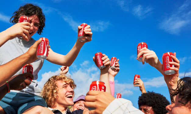 Coca-Cola despliega su estrategia veraniega en España para capturar un tercio de sus ventas anuales