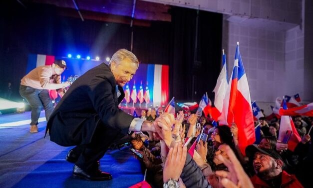 José Antonio Kast asume la presidencia de Chile y anuncia un “gobierno de emergencia” contra el crimen y la migración irregular