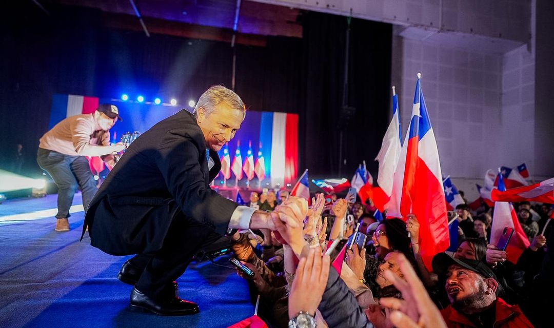 José Antonio Kast asume la presidencia de Chile y anuncia un “gobierno de emergencia” contra el crimen y la migración irregular